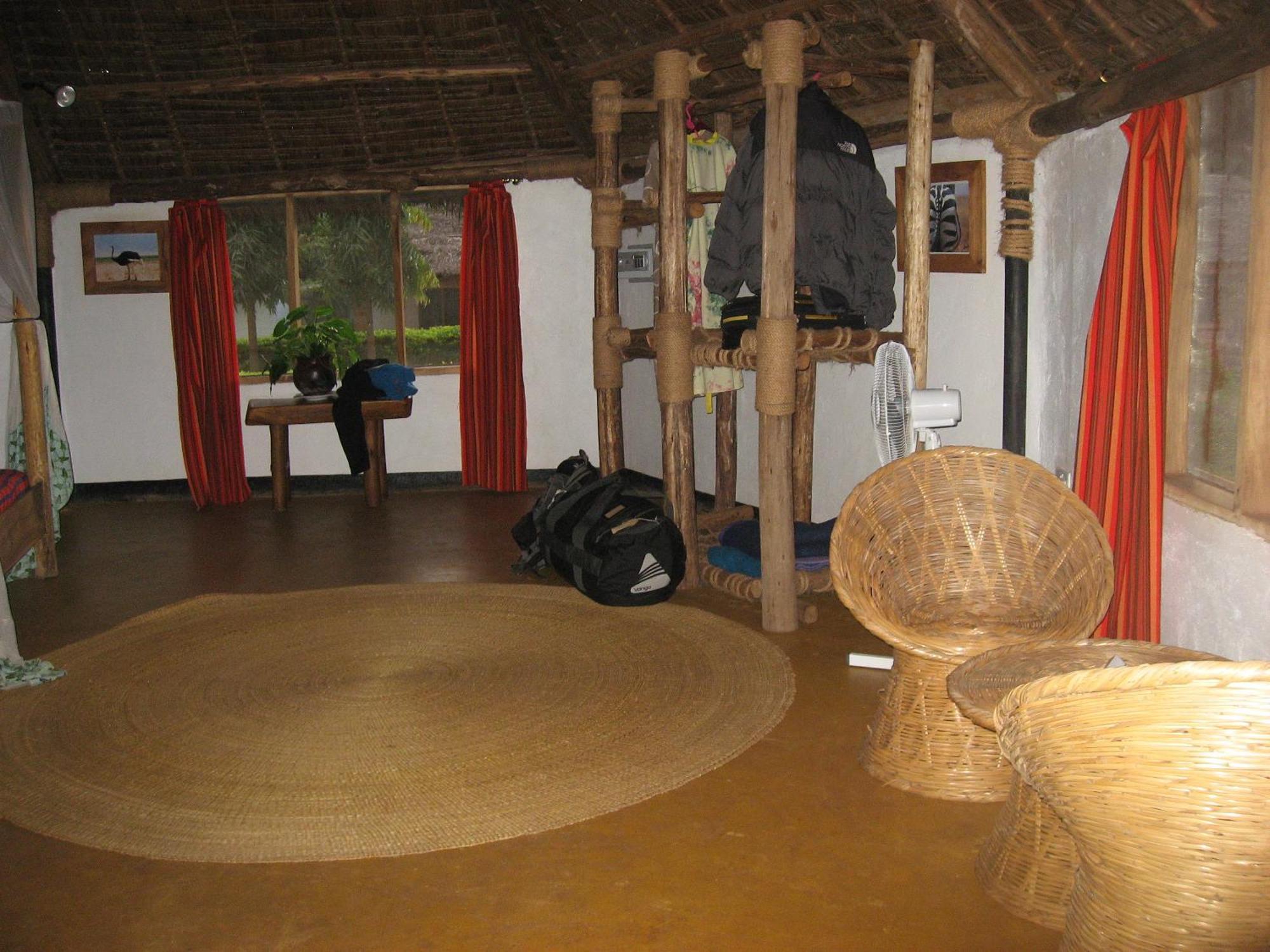Honey Badger Lodge Moshi Room photo